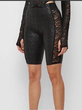 Maniere De Voir Black Lace-Panel High-Waist Bike Shorts